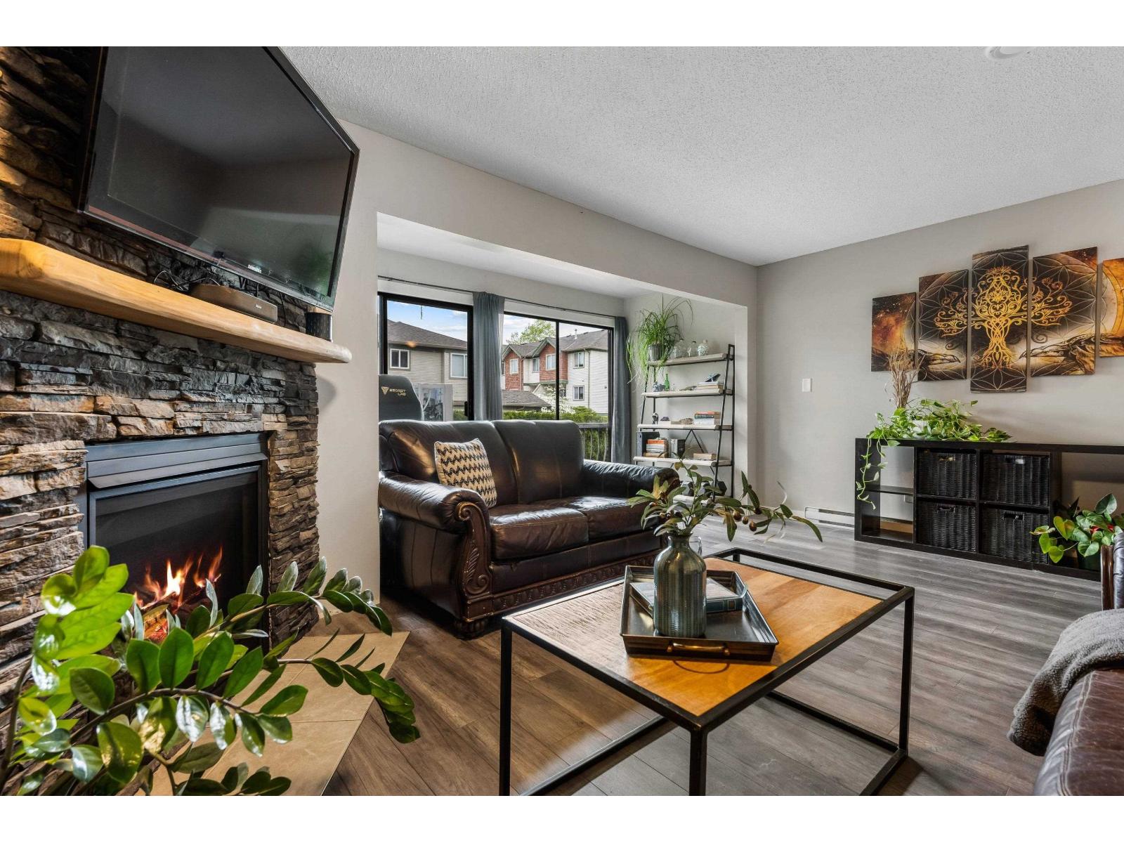 7 9446 HAZEL STREET, Chilliwack Proper East