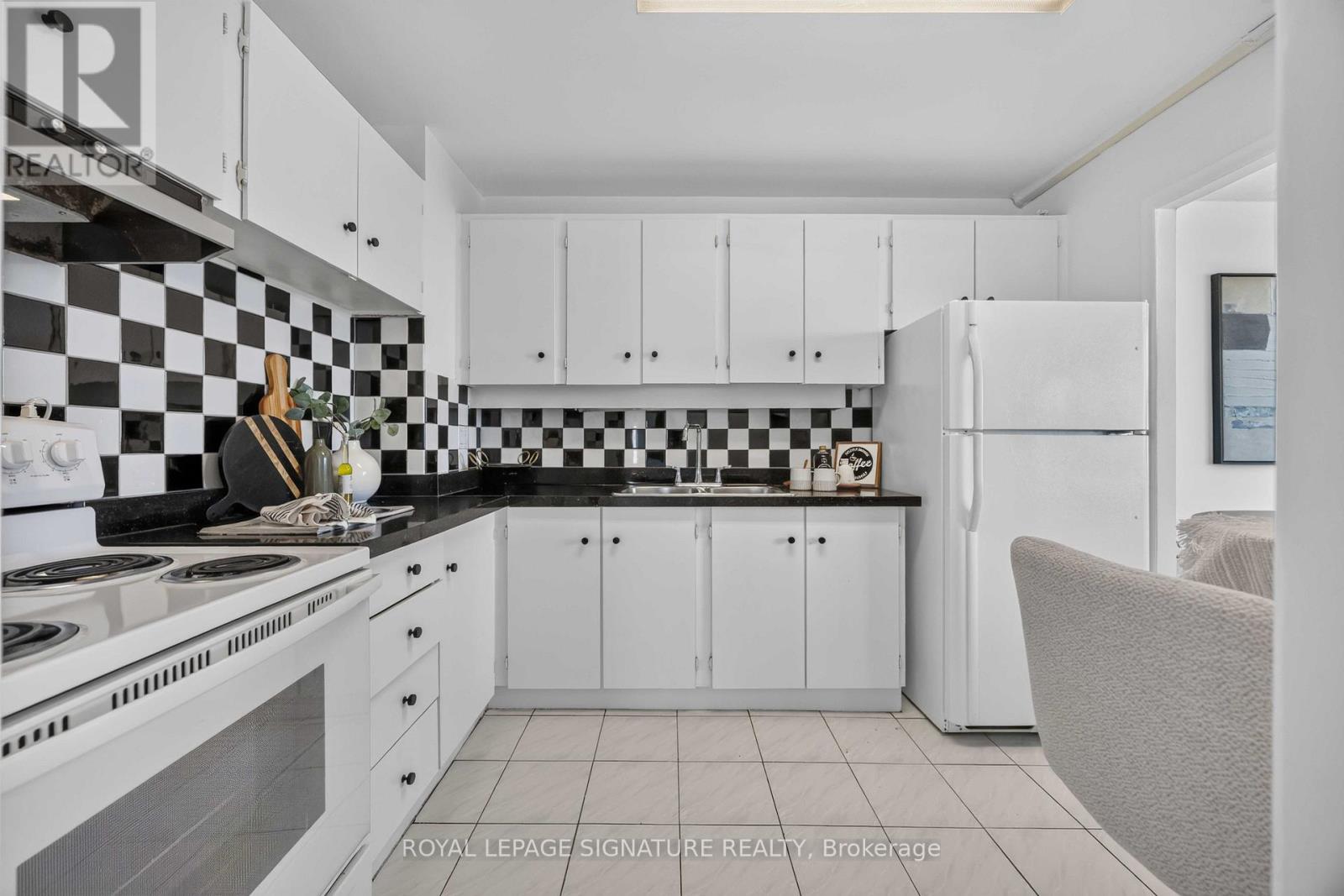 #2502 715 DON MILLS ROAD - Image 14