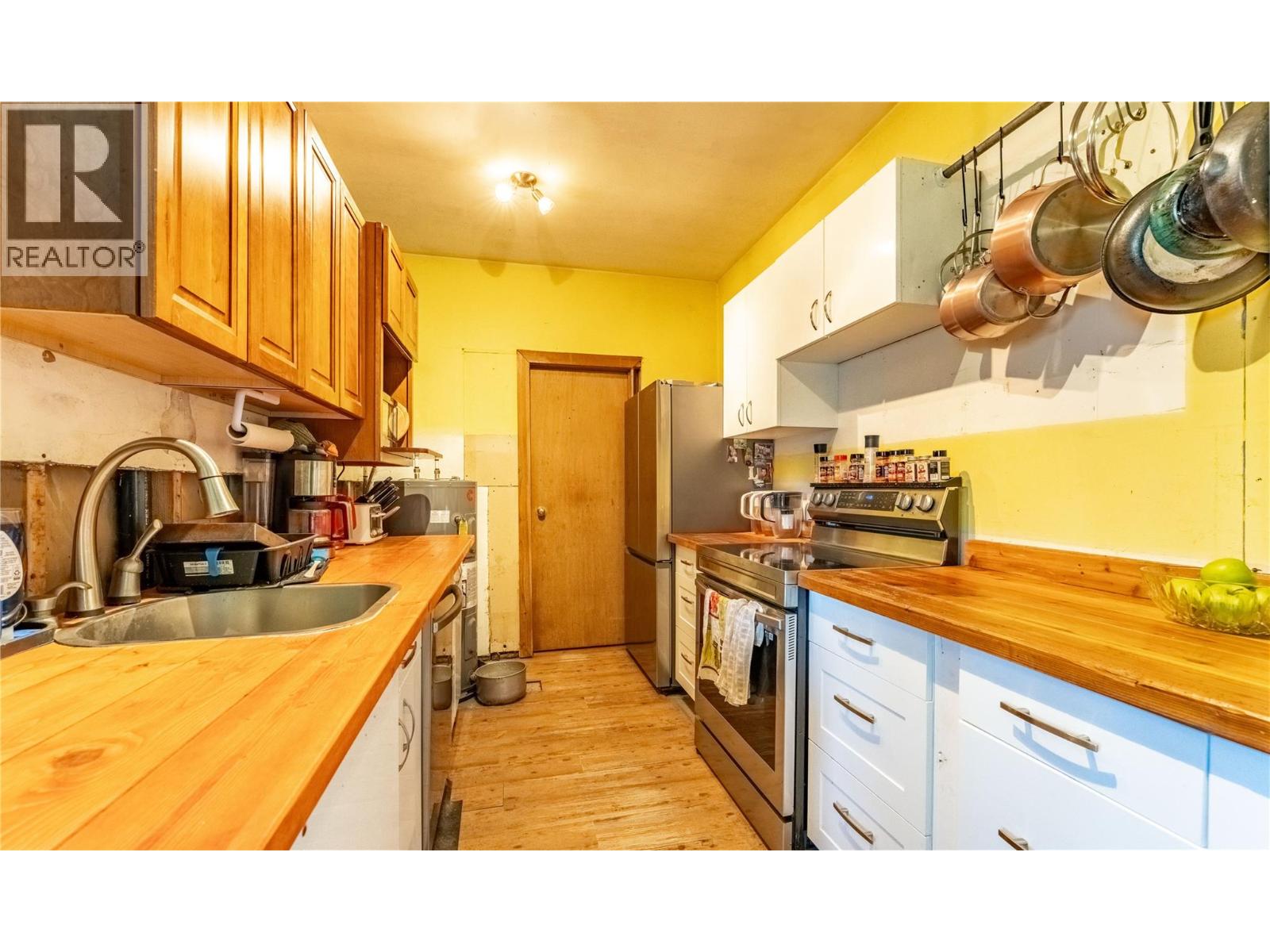 8281 HWY 3A - Image 36