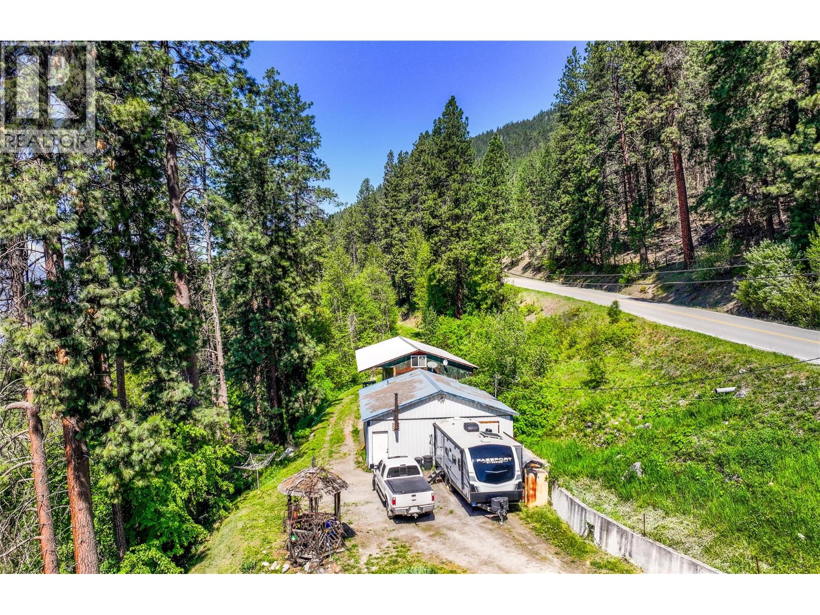 8281 HWY 3A - 26