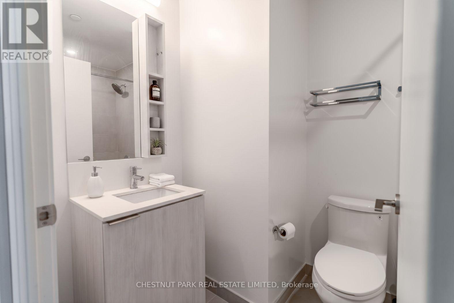 #2206 1000 PORTAGE PARKWAY - 13