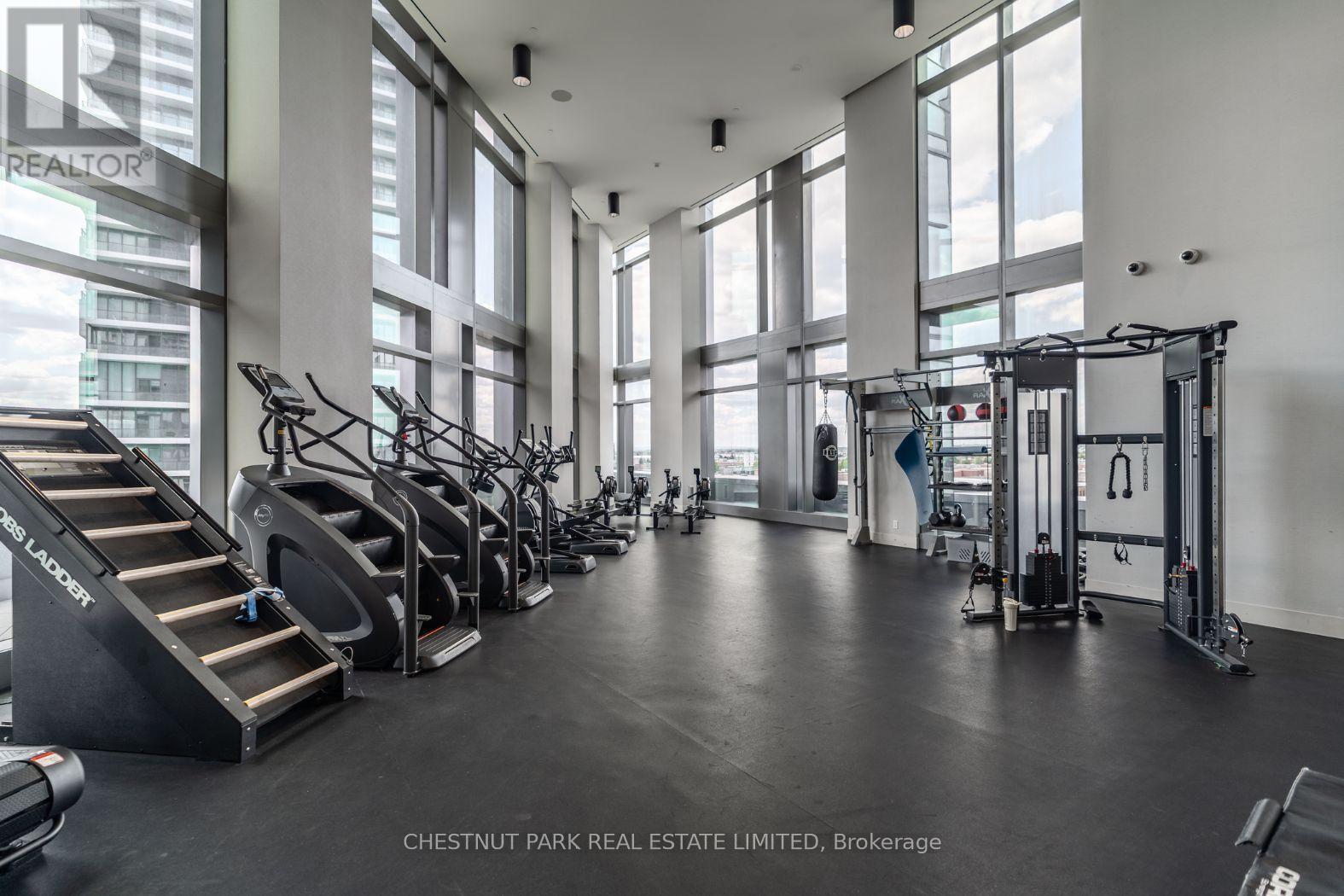 #2206 1000 PORTAGE PARKWAY - 18