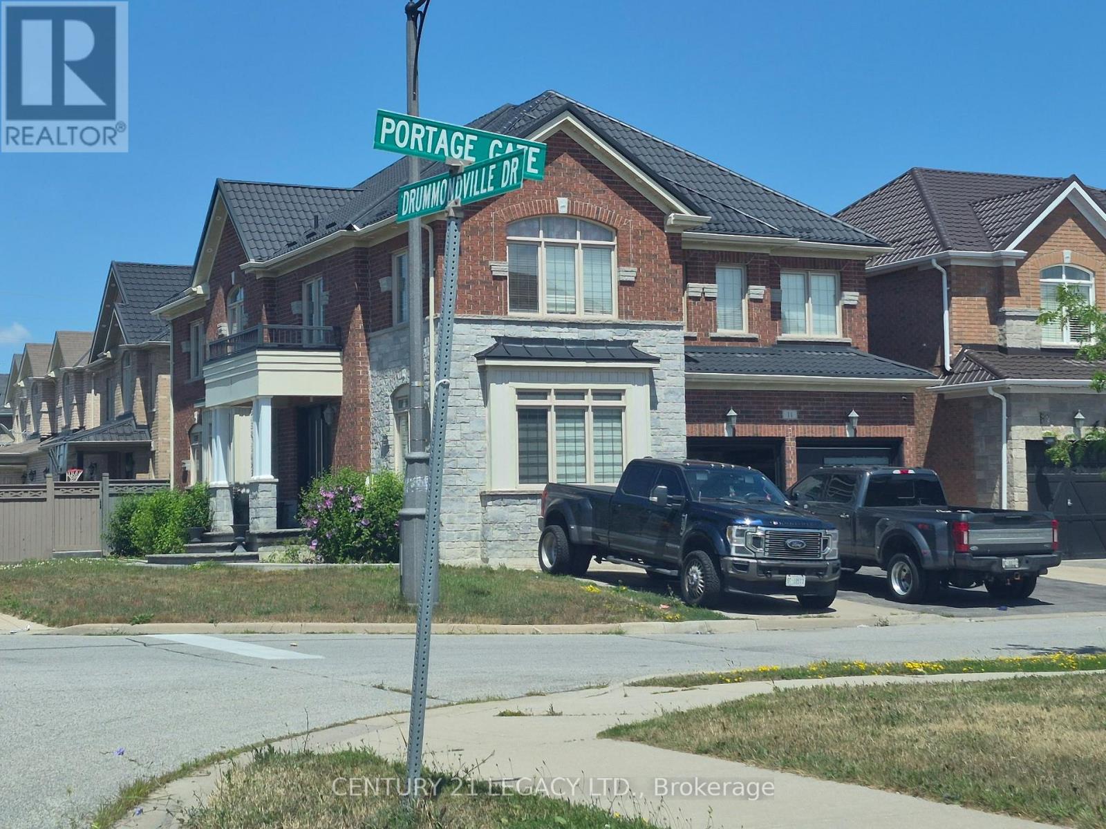 11 DRUMMONDVILLE DRIVE - 1