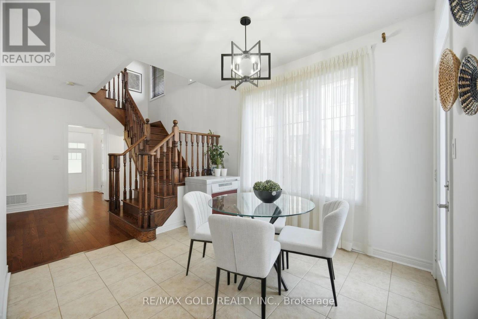 29 ASPENVIEW AVENUE - Image 10