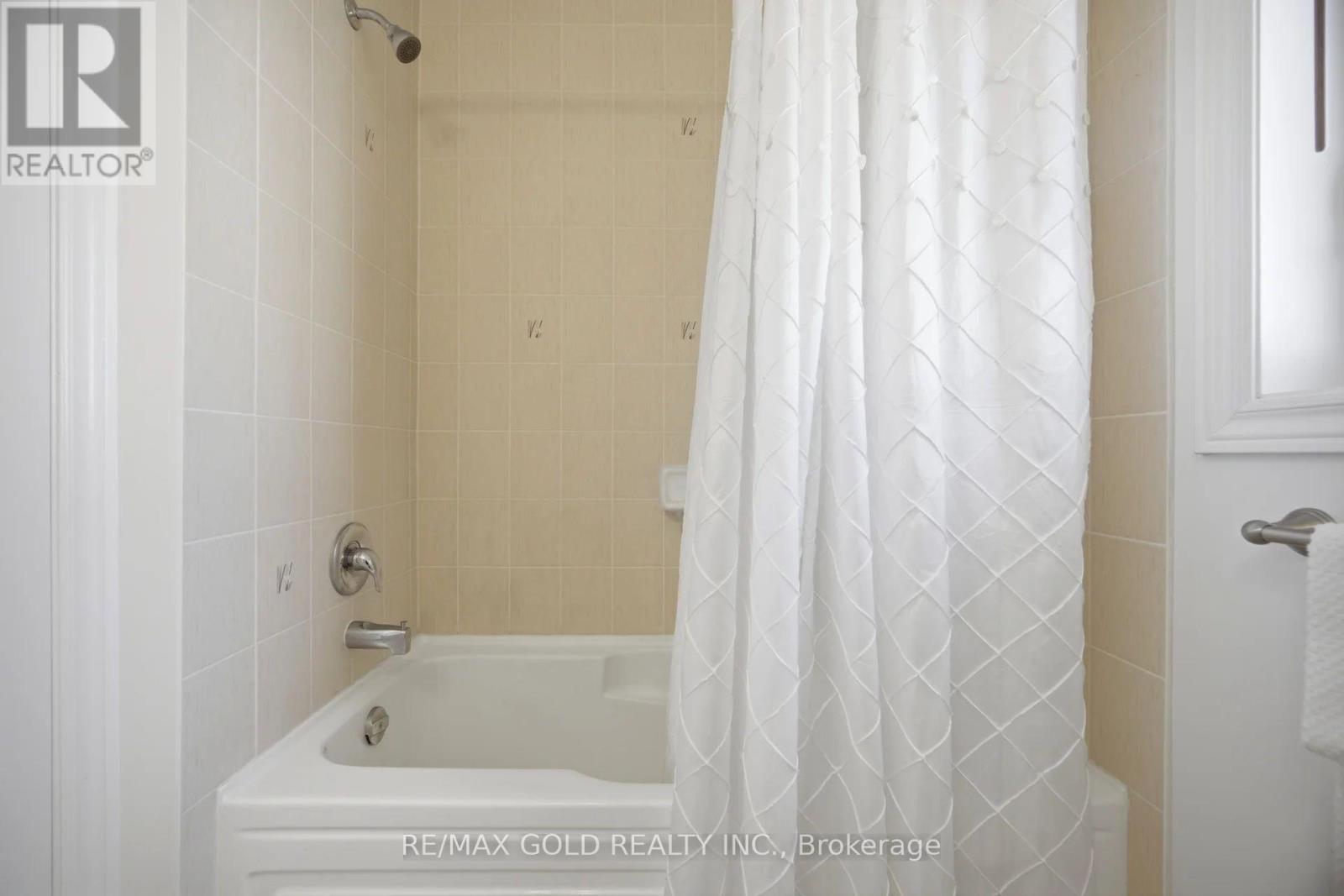 29 ASPENVIEW AVENUE - Image 30