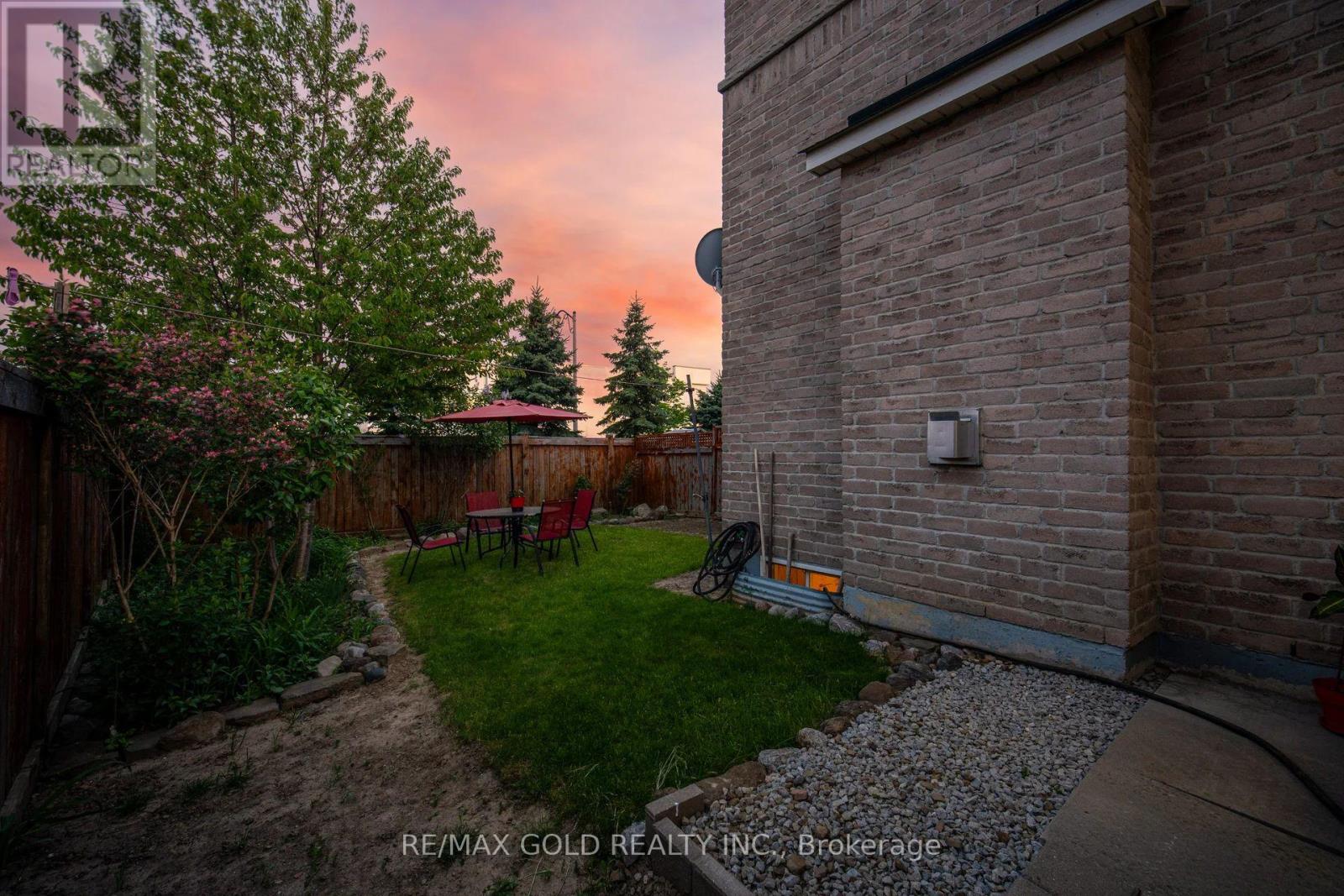 29 ASPENVIEW AVENUE - Image 36