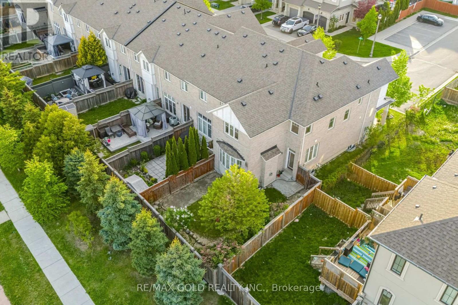29 ASPENVIEW AVENUE - Image 38