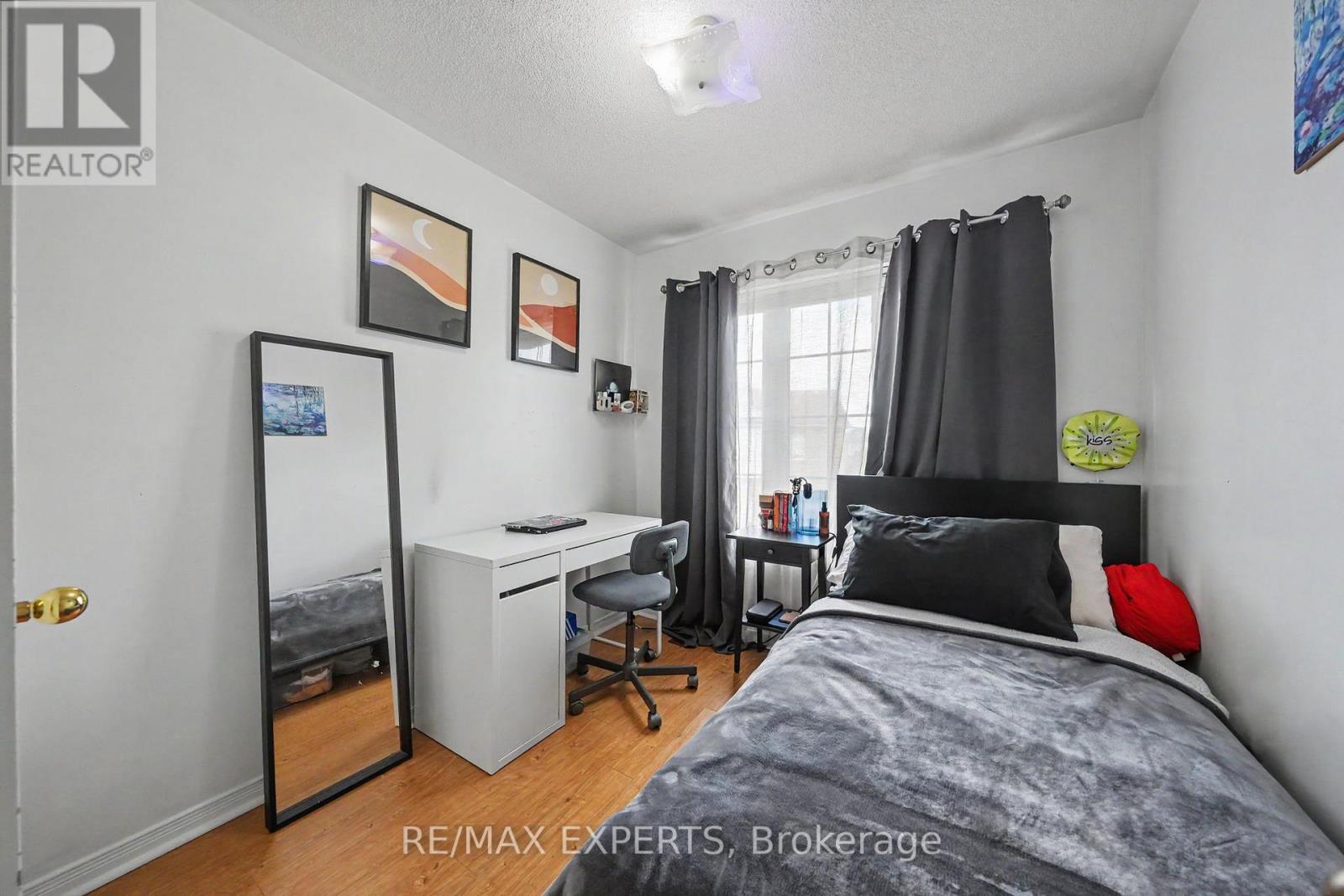 #194 7035 REXWOOD ROAD - 22