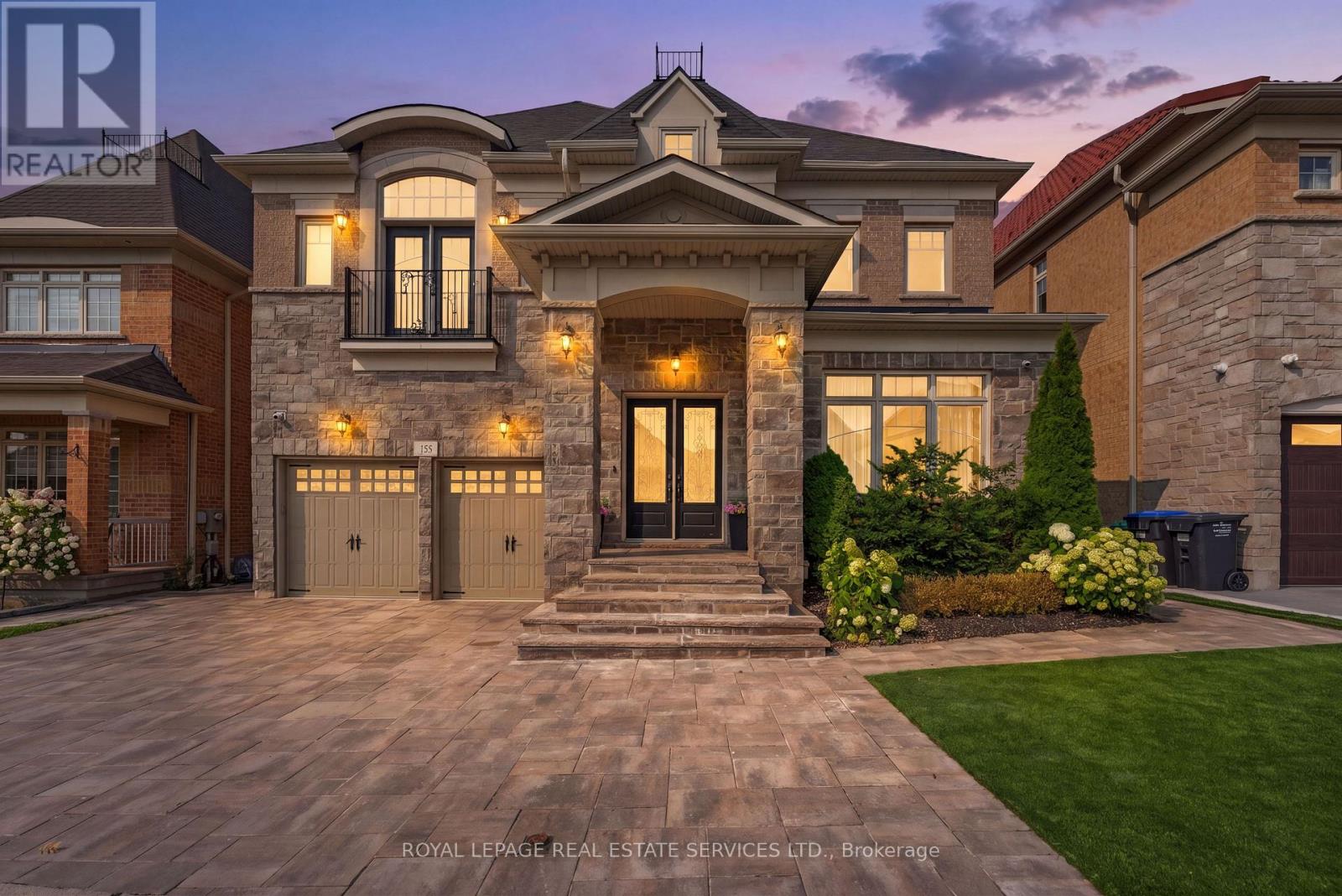 118 COASTLINE DRIVE