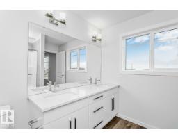 Mud room - 2940 65 St Sw, Edmonton, AB T6X2Z3 Photo 8
