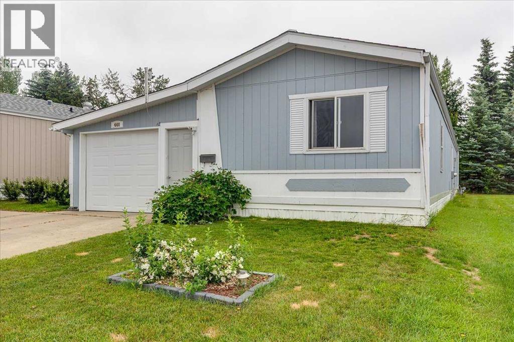 37543 England Way, Rural Red Deer County