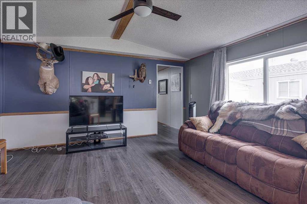 37543 England Way, Rural Red Deer County