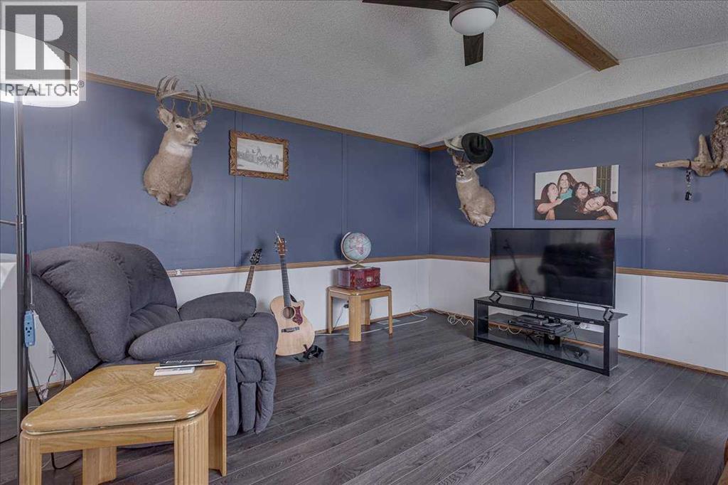 37543 England Way, Rural Red Deer County