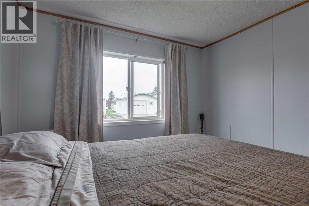 37543 England Way, Rural Red Deer County