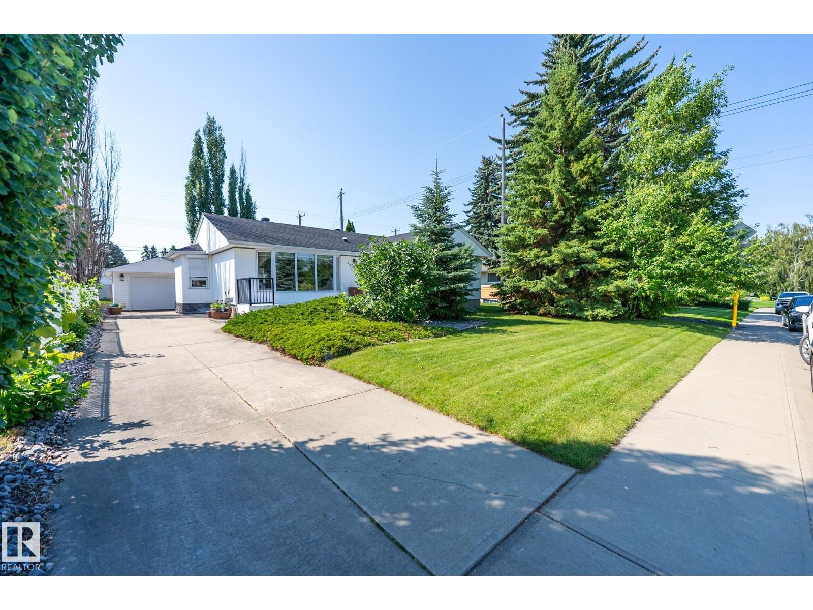 4707 105A AV NW - 1