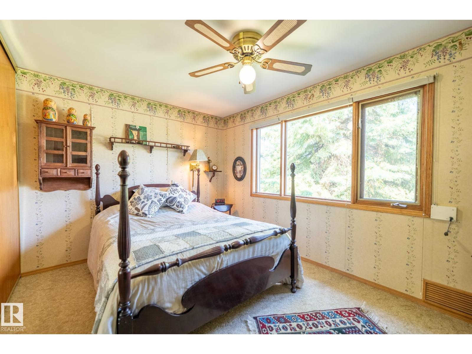 4707 105A AV NW - 24
