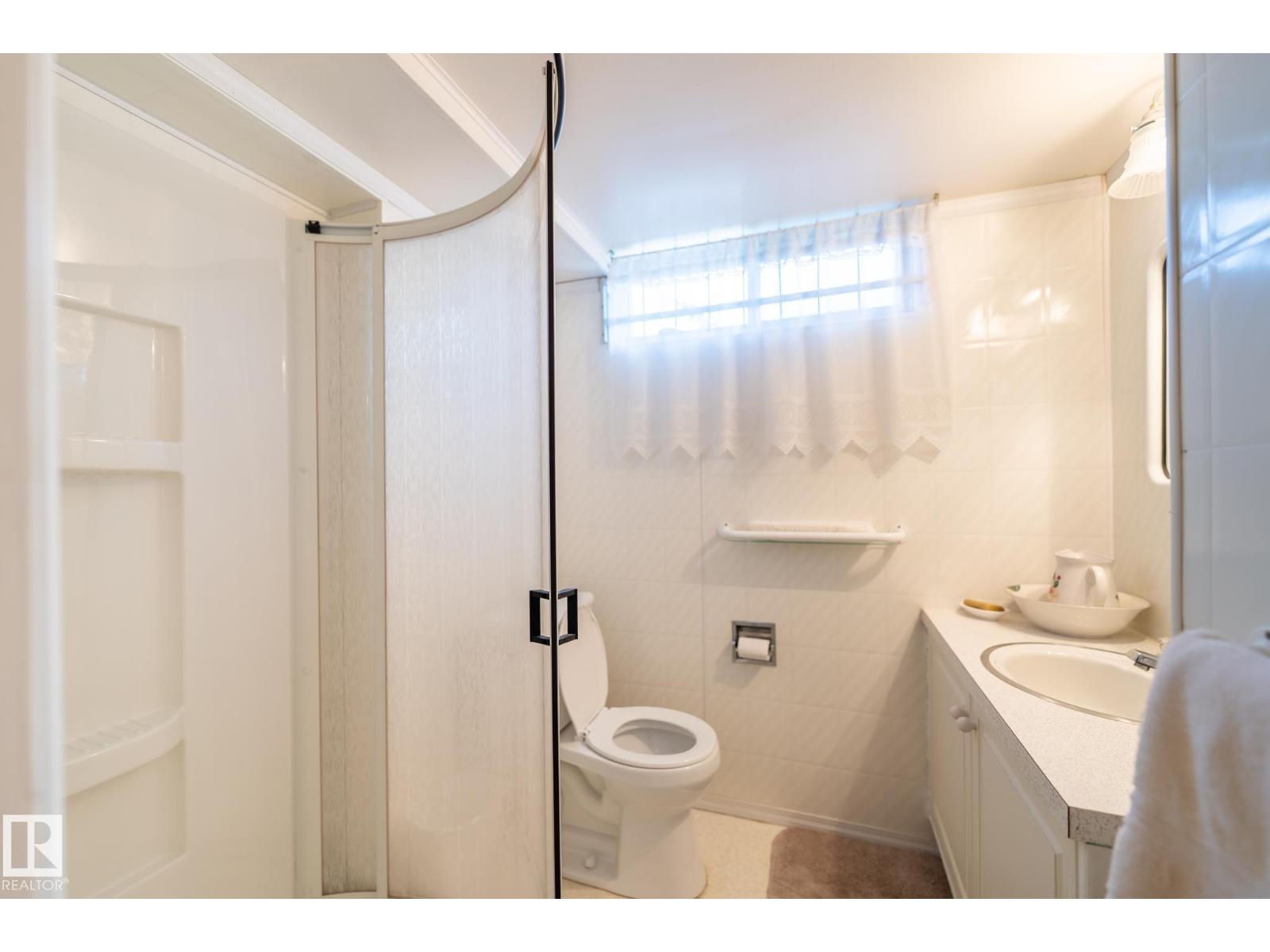 4707 105A AV NW - 37