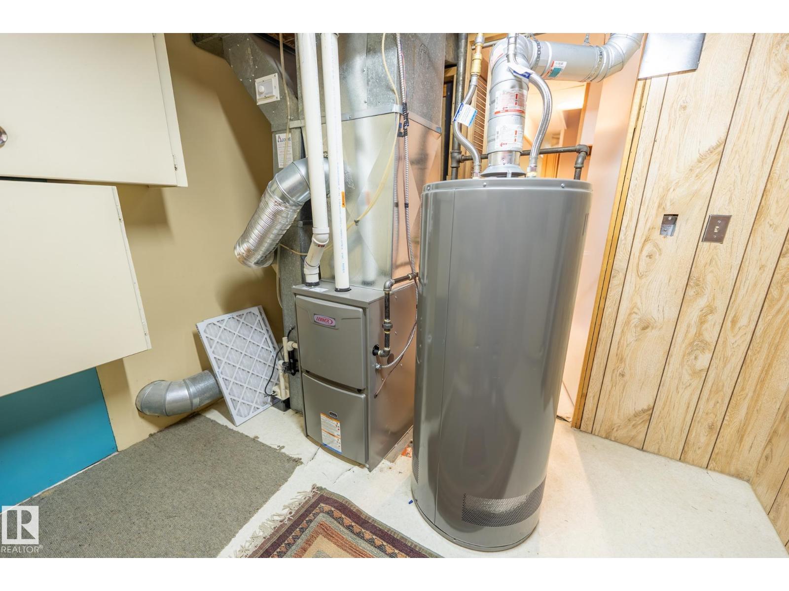 4707 105A AV NW - 44