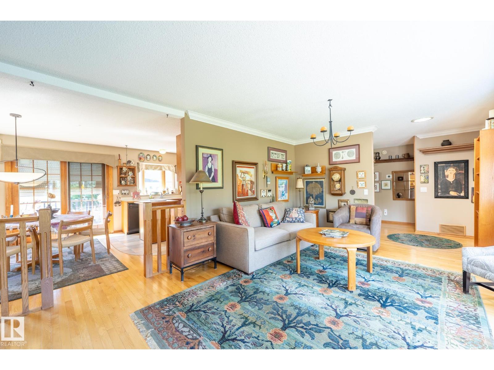 4707 105A AV NW - 5