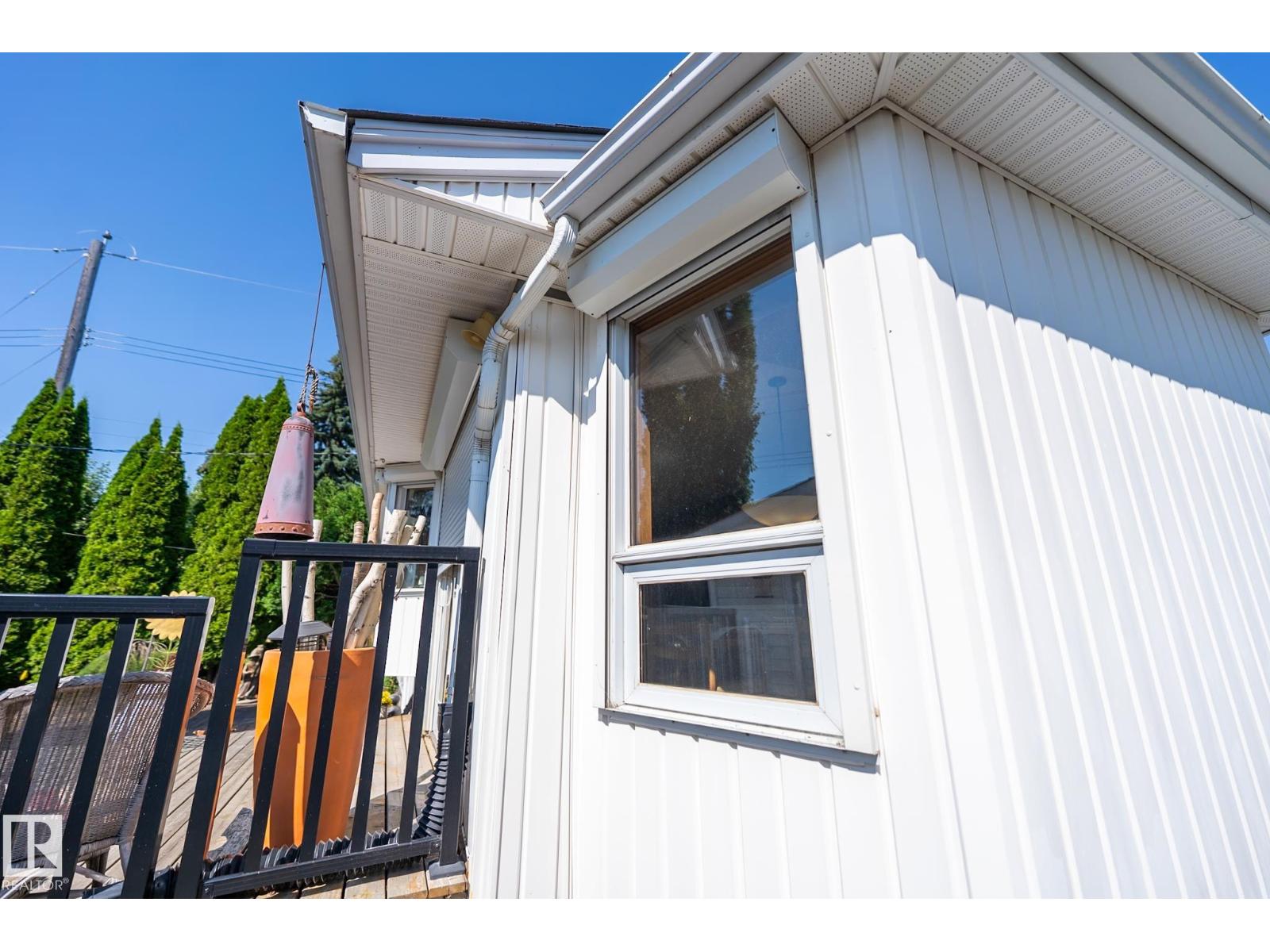 4707 105A AV NW - 50