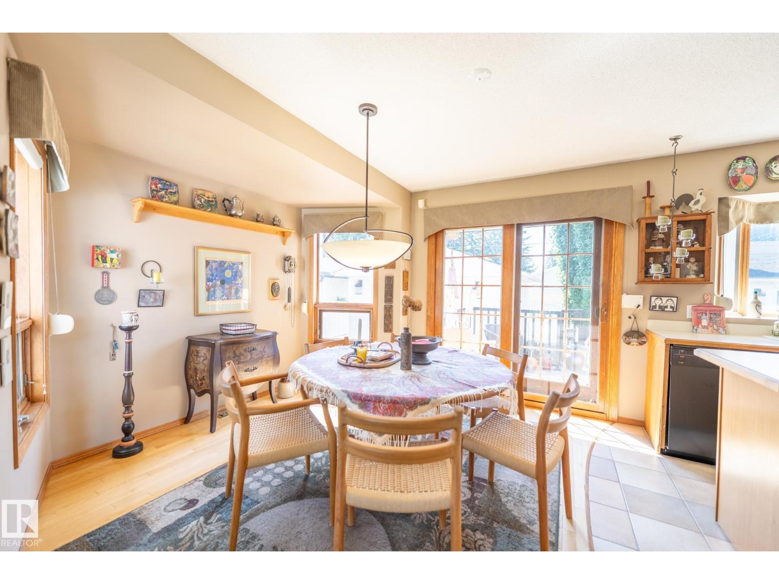 4707 105A AV NW - 8