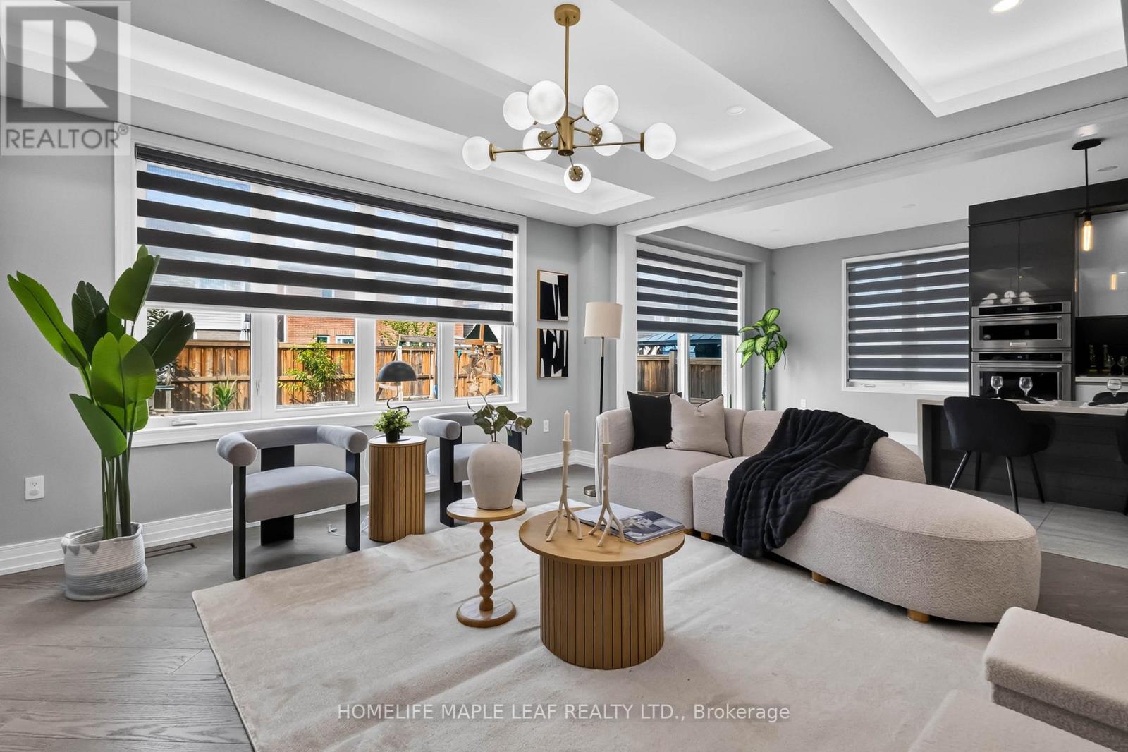 20 WANNAMAKER CRESCENT - 19
