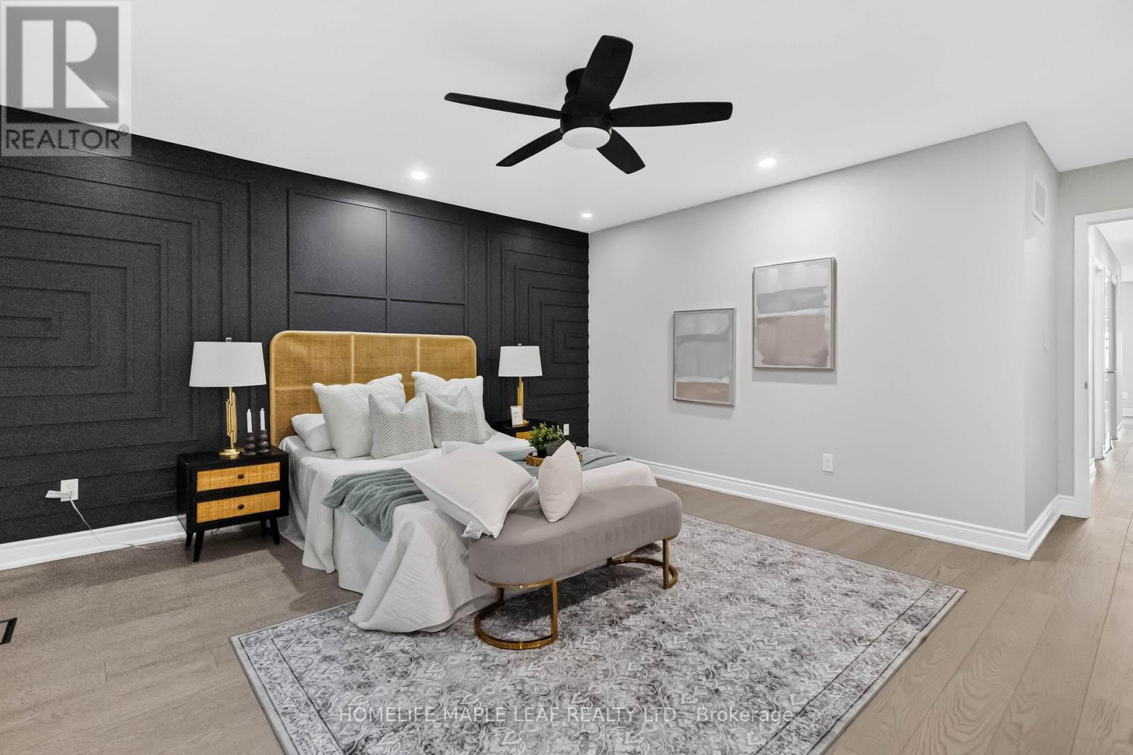 20 WANNAMAKER CRESCENT - 28