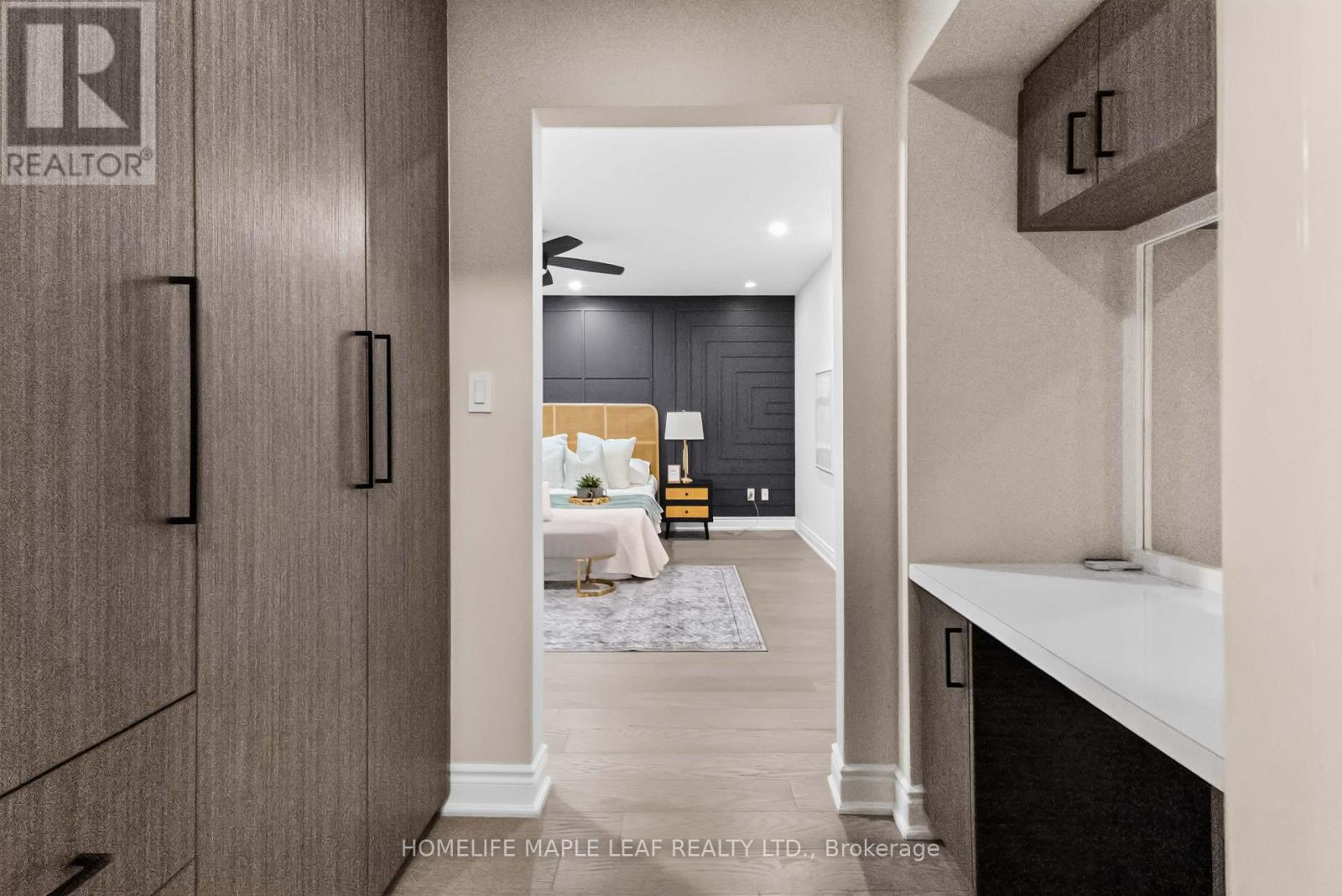 20 WANNAMAKER CRESCENT - 33