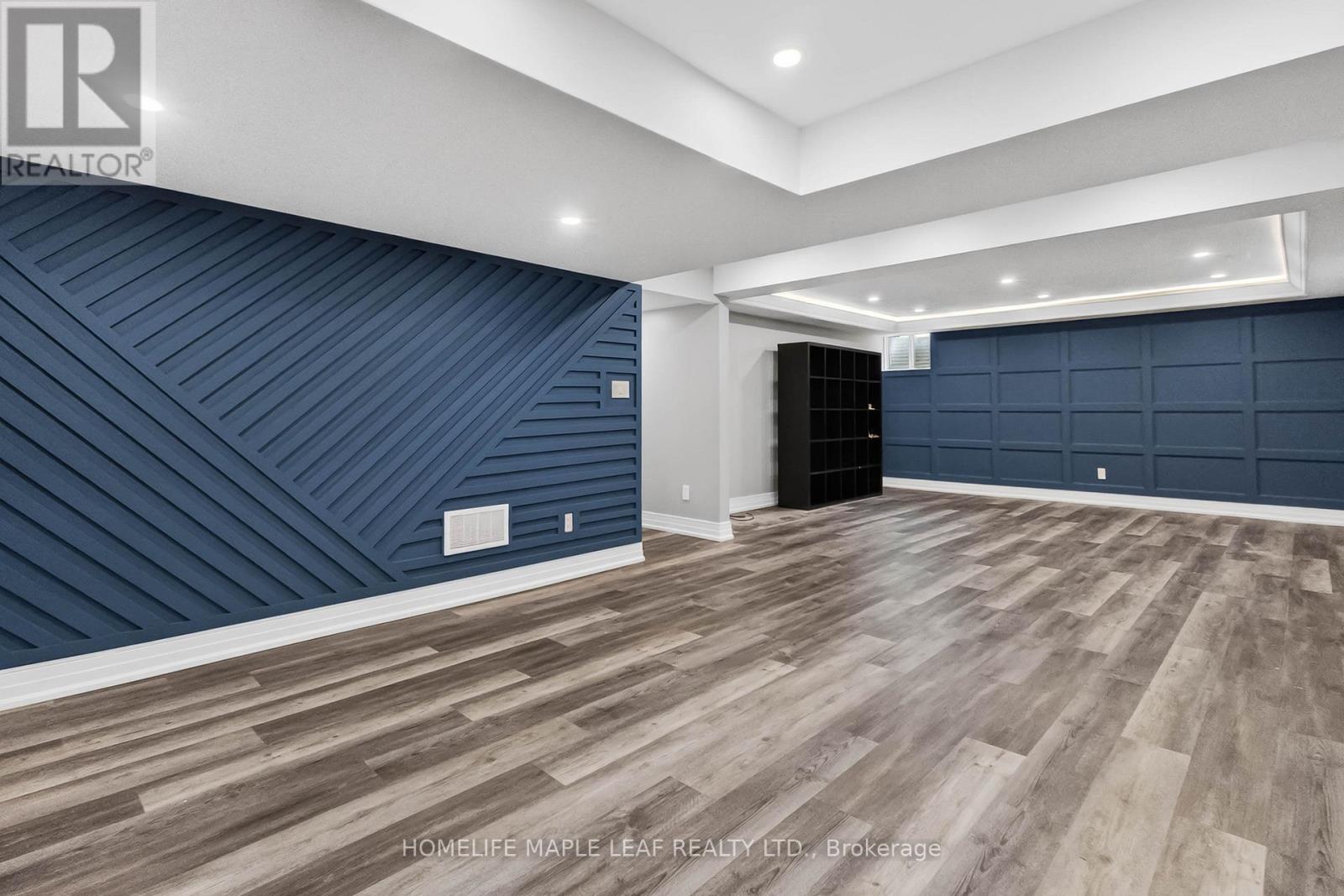 20 WANNAMAKER CRESCENT - 42