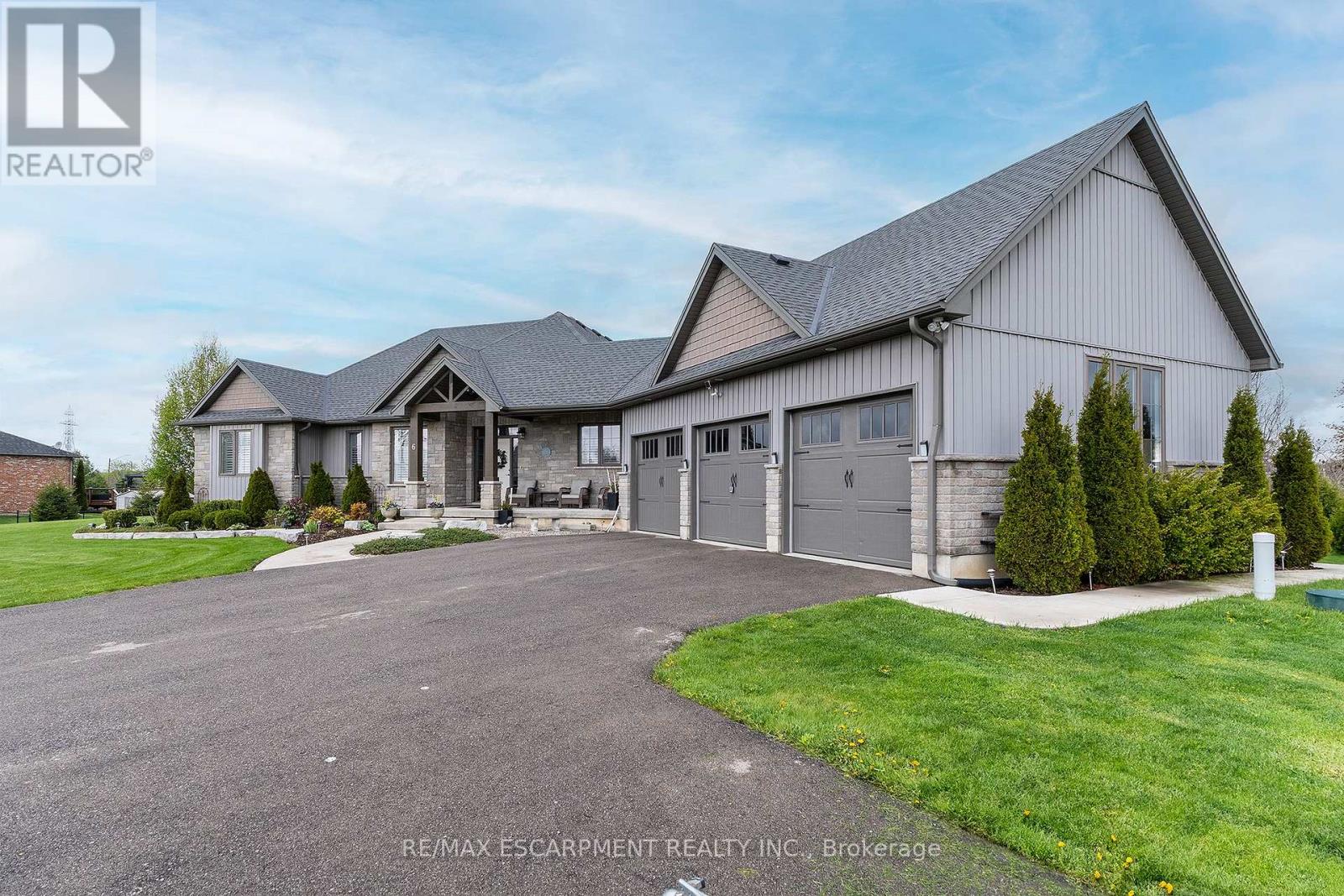 6 MACNEIL COURT - Image 28