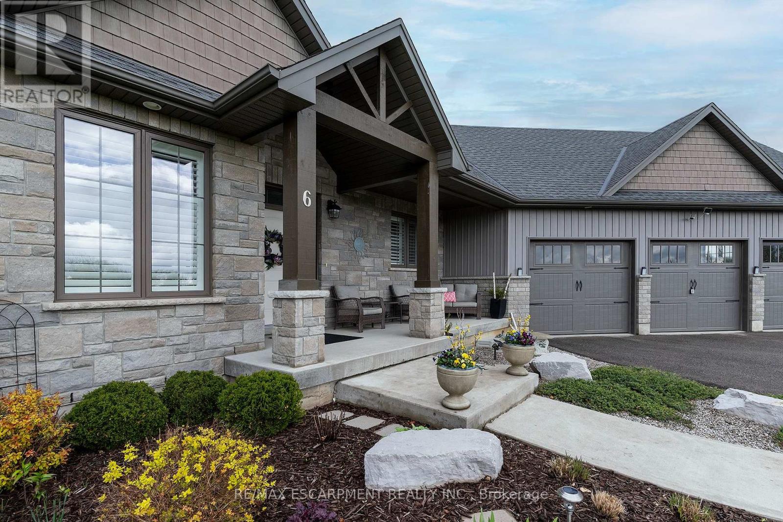 6 MACNEIL COURT - Image 37