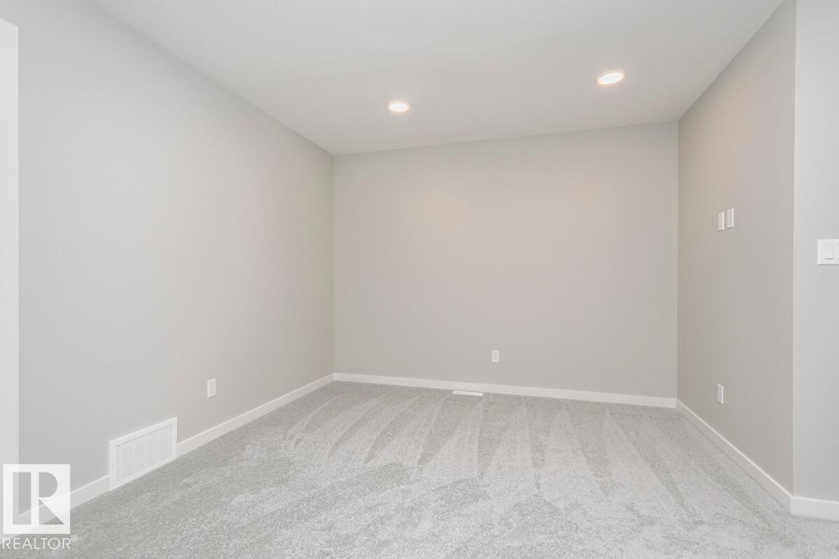 2851 64 ST SW - 6