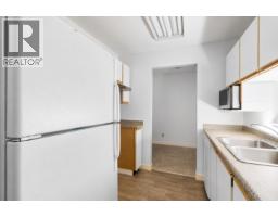 114 918 Roderick Avenue, Coquitlam, BC V3K1R1 Photo 11