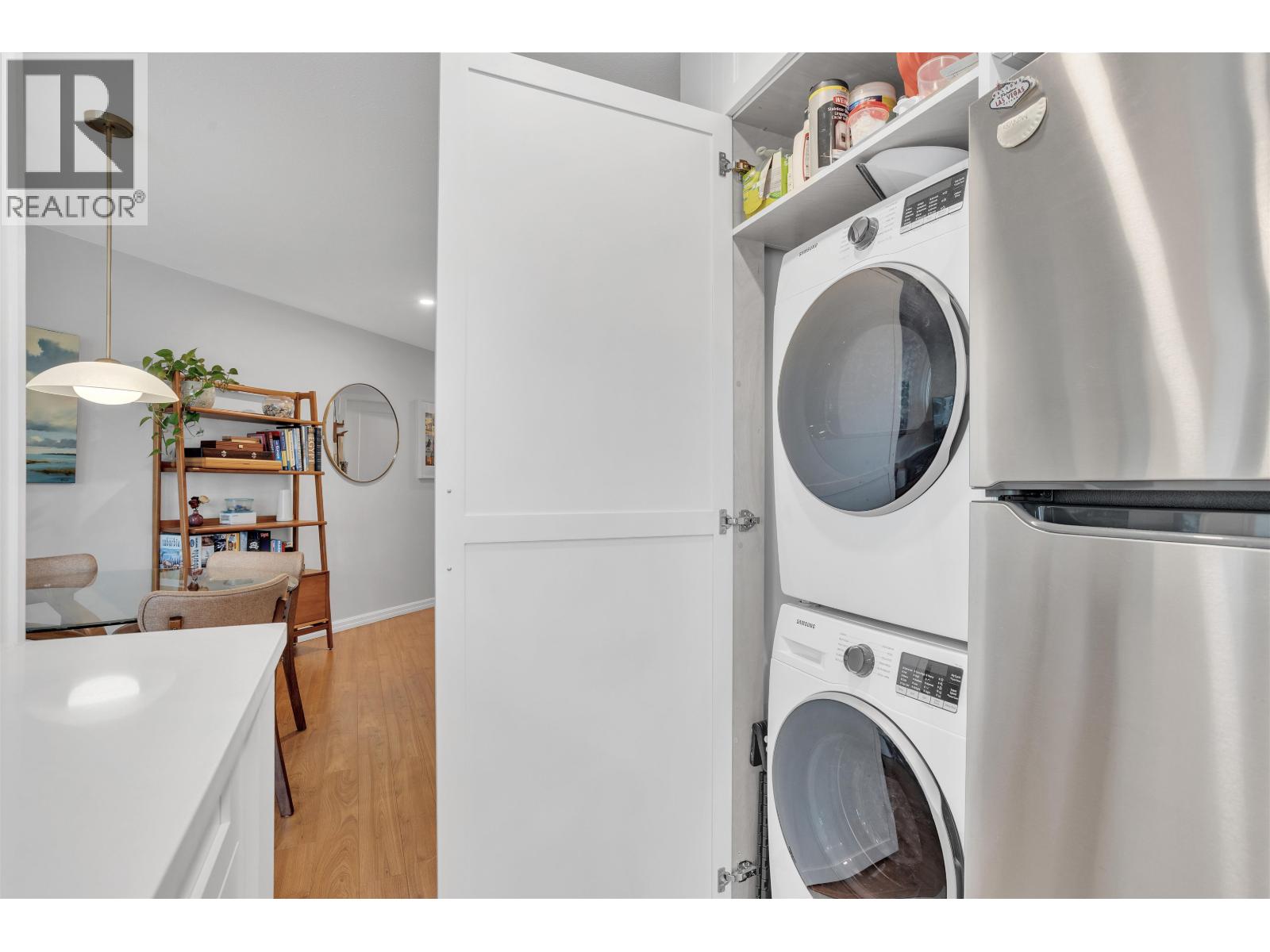 315 2020 W 8TH AVENUE, Vancouver