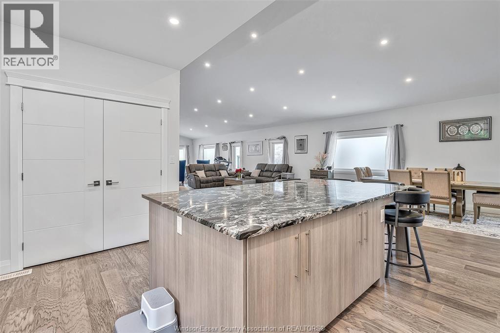 2585 KENORA STREET - 22