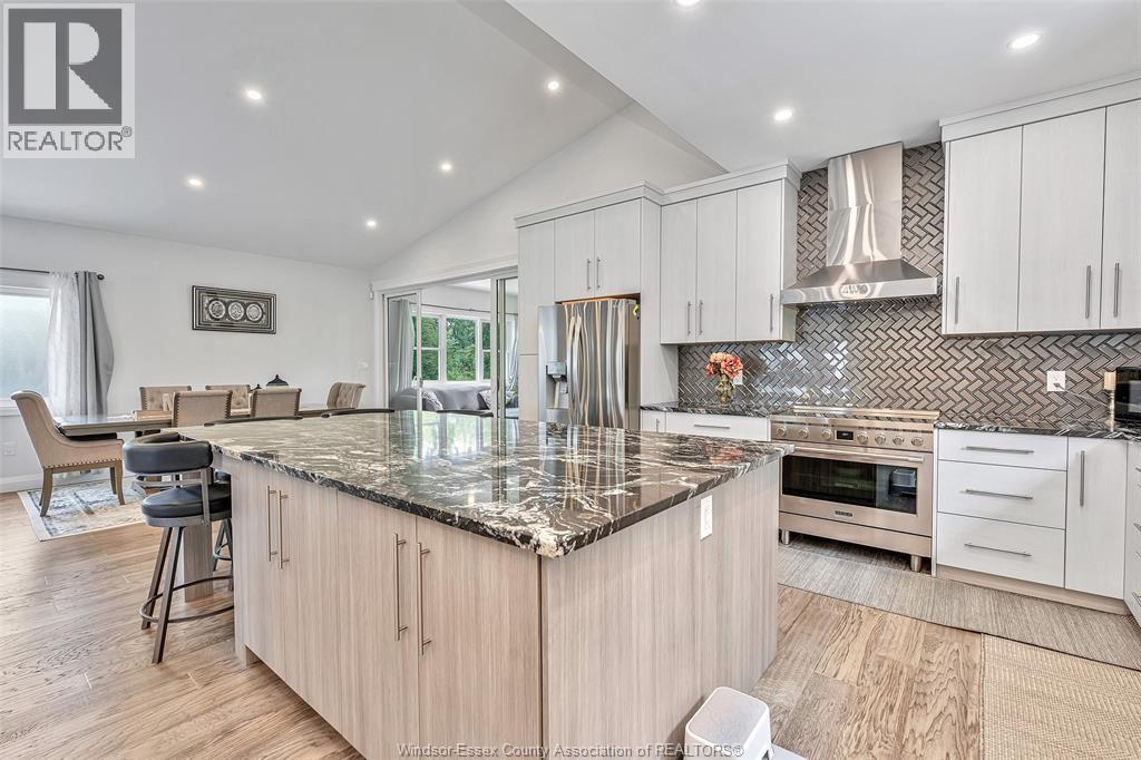 2585 KENORA STREET - 24