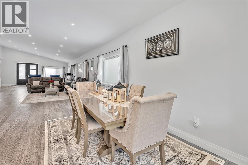 2585 KENORA STREET - 27