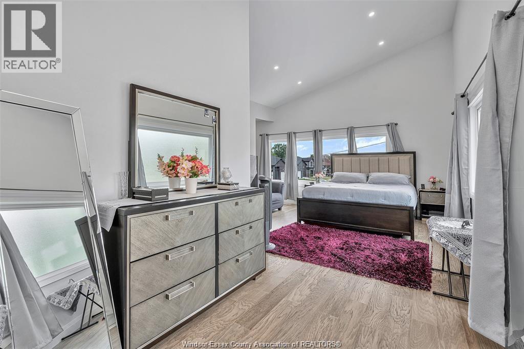 2585 KENORA STREET - 33