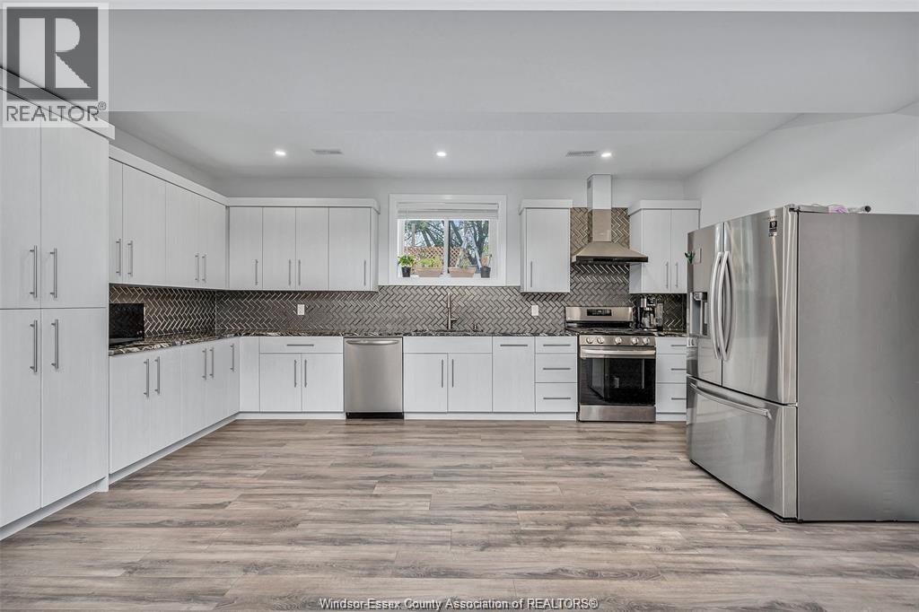 2585 KENORA STREET - 41