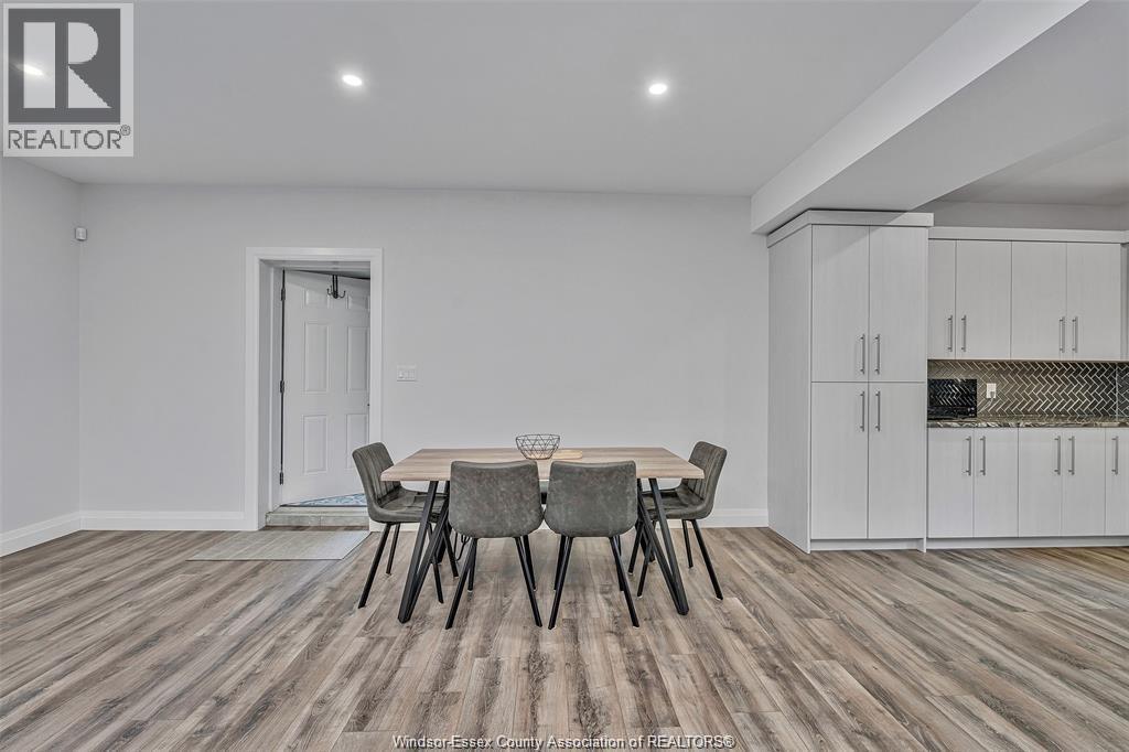 2585 KENORA STREET - 43