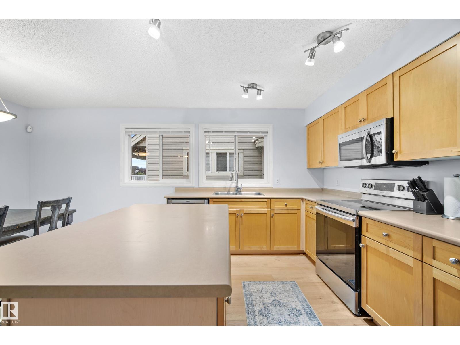 #6 12050 17 AV SW, Rutherford (Edmonton), Edmonton photo 3