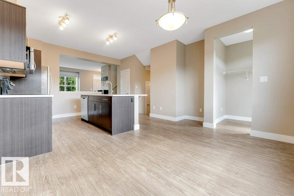 2122 24 ST NW - 8