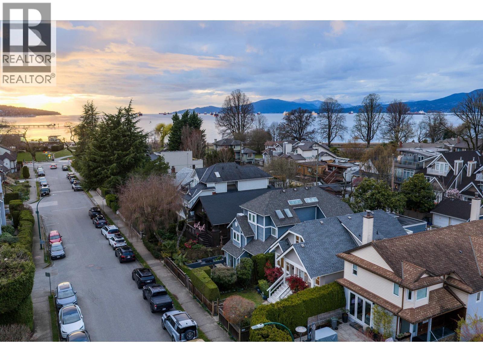 2 Bed, 2 Bath House for Sale in Vancouver – 2015 CREELMAN AVENUE, Vancouver – MLS# R3129264 - Image 33
