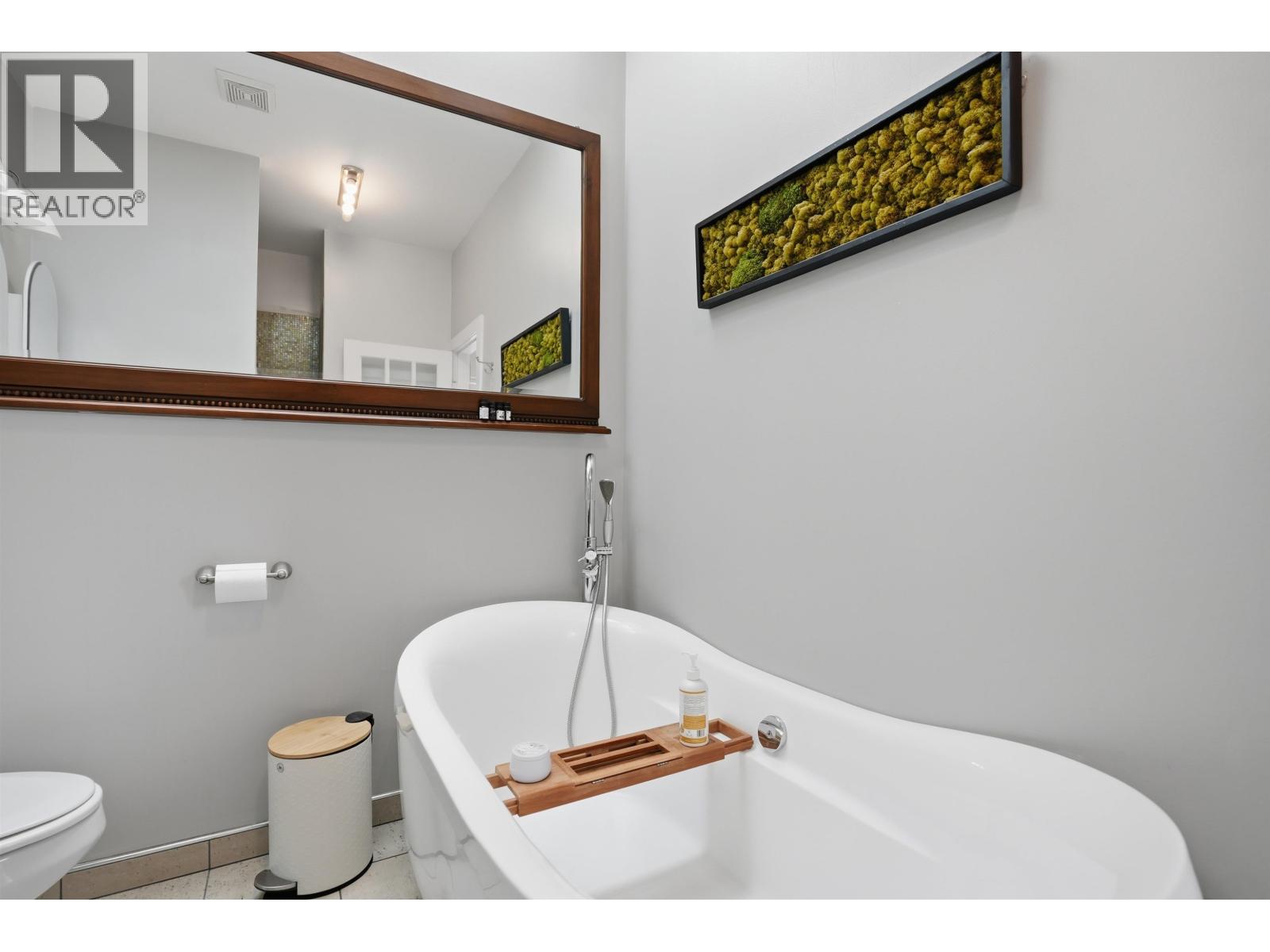 2 Bed, 2 Bath House for Sale in Vancouver – 2015 CREELMAN AVENUE, Vancouver – MLS# R3129264 - Image 27