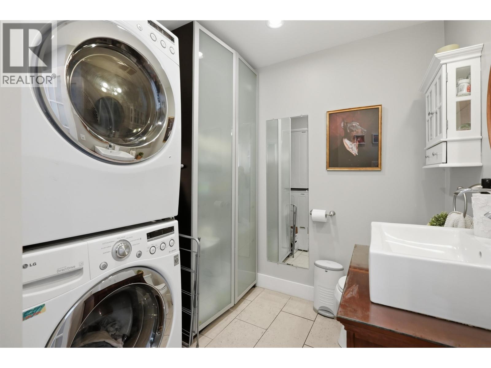 2 Bed, 2 Bath House for Sale in Vancouver – 2015 CREELMAN AVENUE, Vancouver – MLS# R3129264 - Image 11