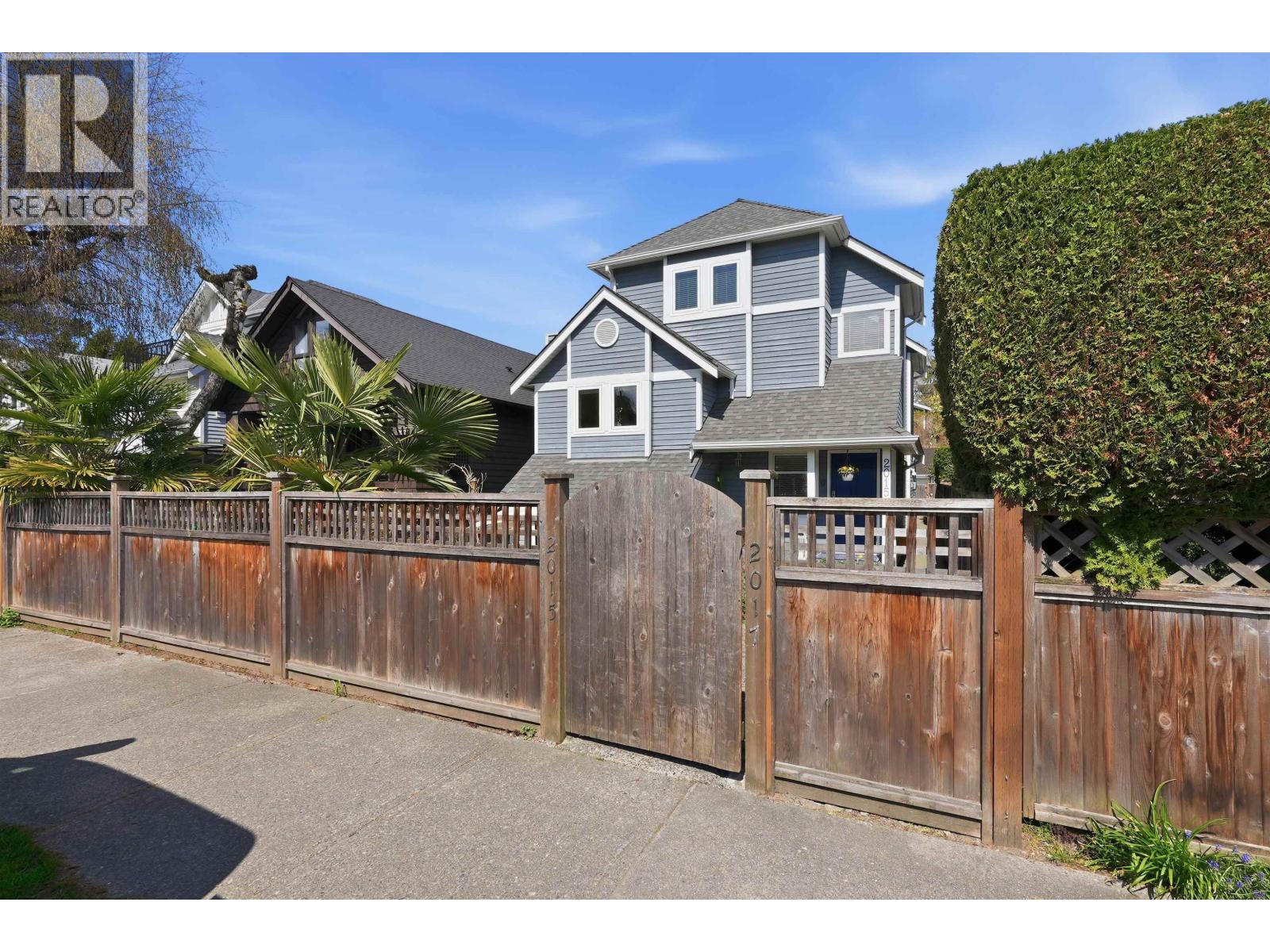 2 Bed, 2 Bath House for Sale in Vancouver – 2015 CREELMAN AVENUE, Vancouver – MLS# R3129264 - Image 32