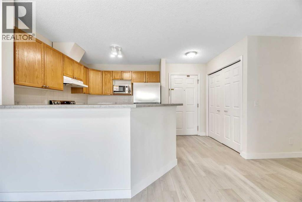 #1309 950 Arbour Lake Road NW - 13