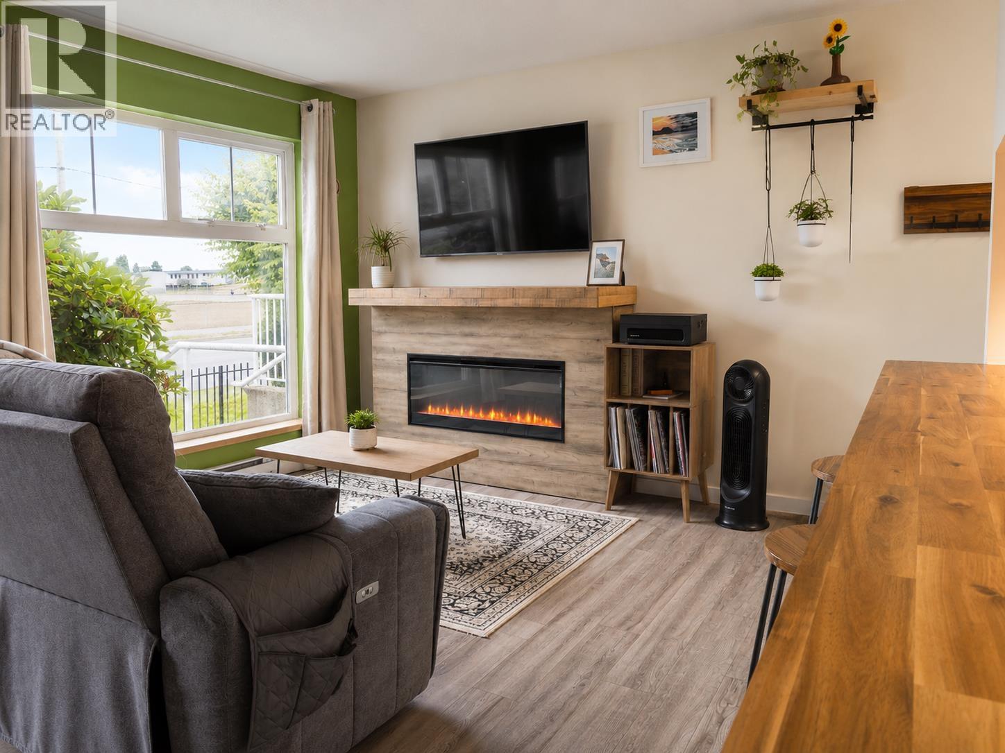 19 2120 CENTRAL AVENUE, Port Coquitlam