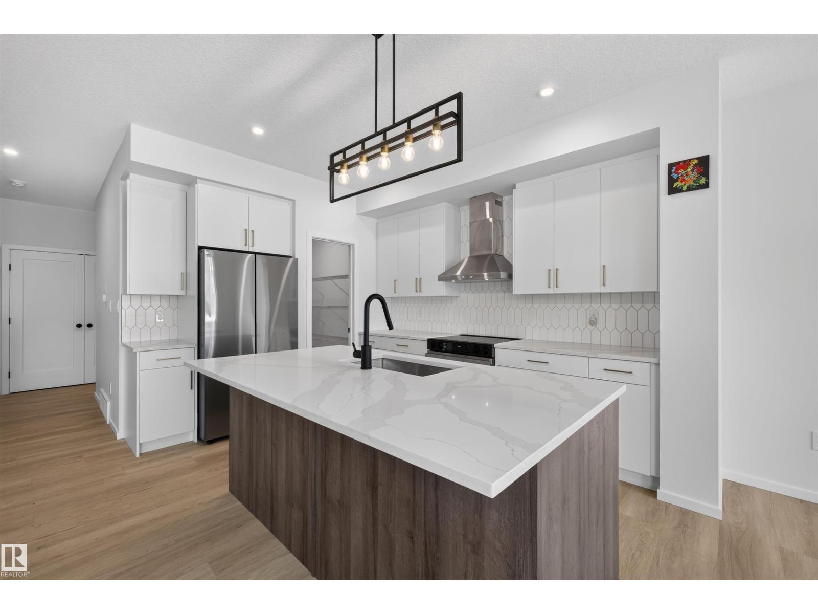 7722 174A AV NW, Crystallina Nera West, Edmonton photo 1
