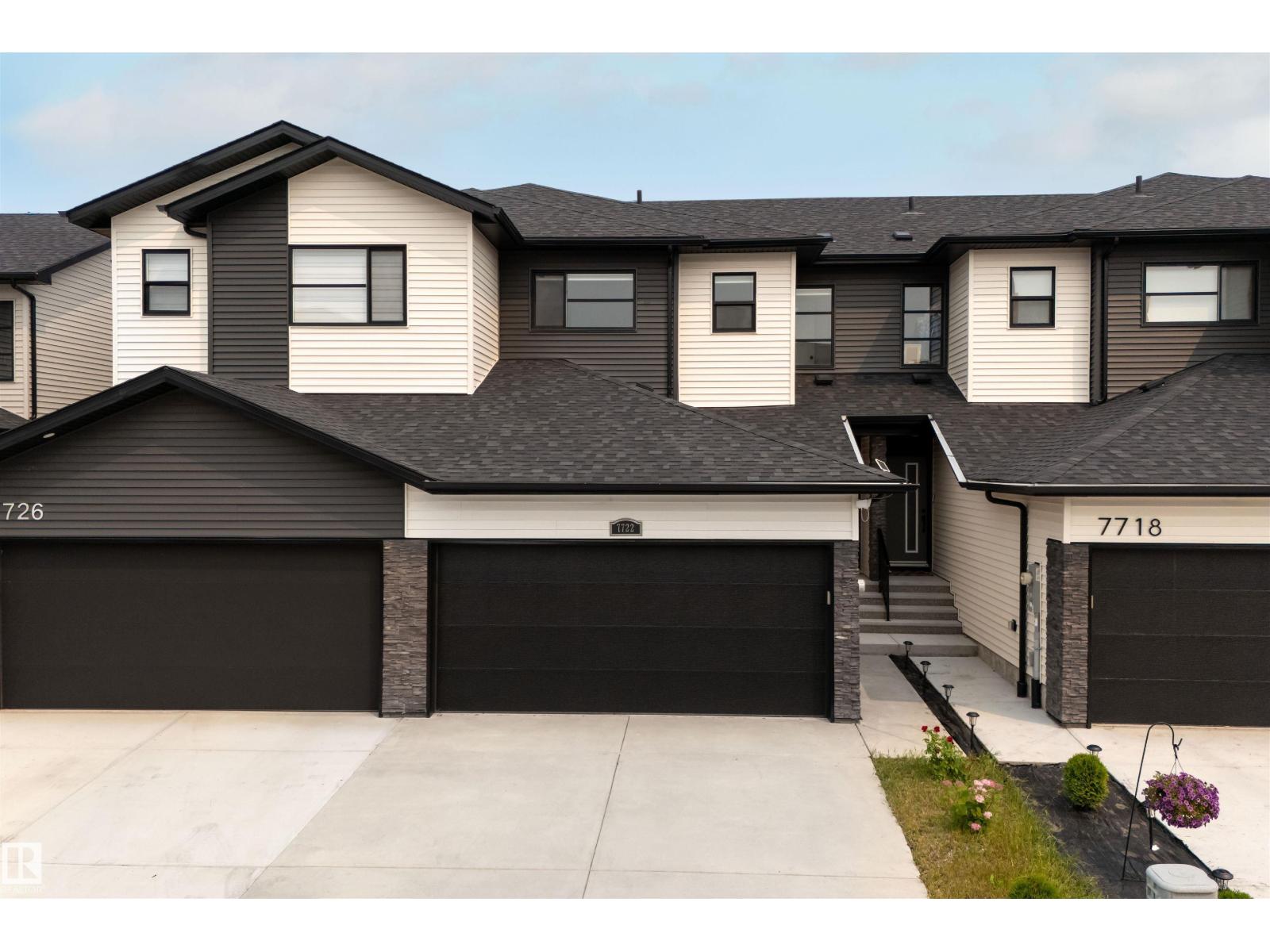 7722 174A AV NW - 42